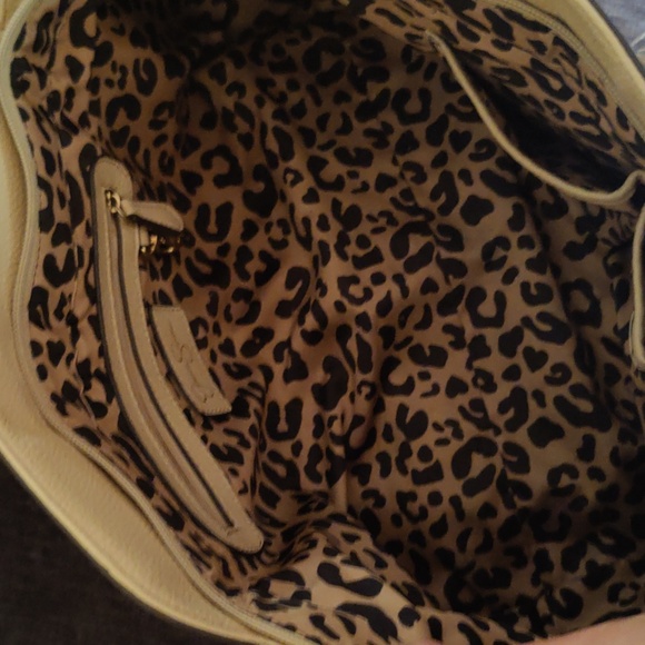 Jessica Simpson Floral Shoulder Bag - Picture 7 of 9